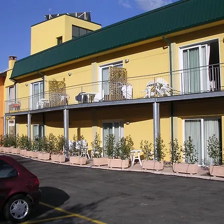 בית הארחה Happy